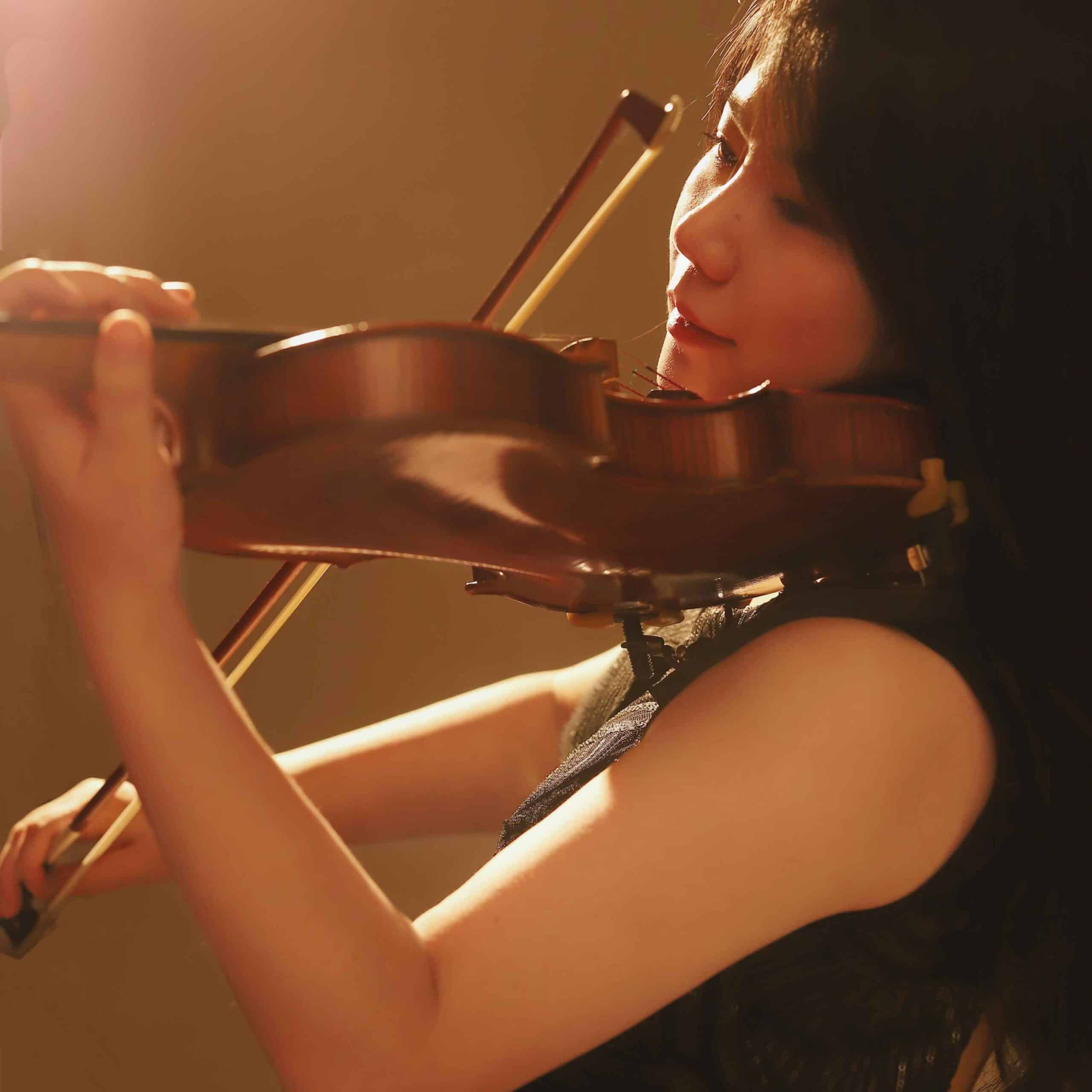Violin teacher
Violin Lessons Toronto